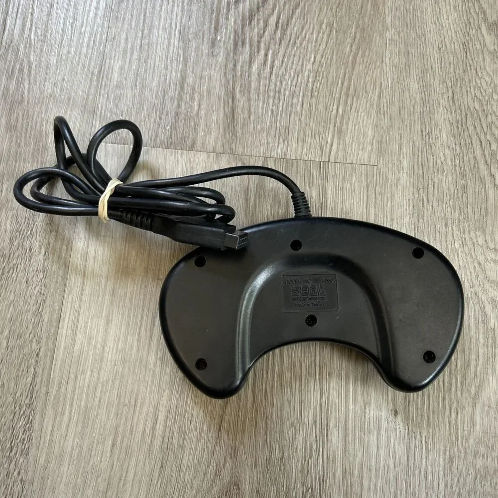 Sega Genesis Wired Controller 1650 Black Genuine Official OEM Authentic Tested